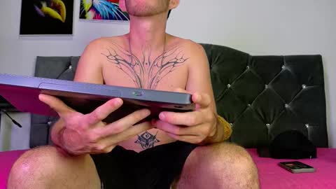 OF louis bcasta1 online show from October 26, 7:20 pm