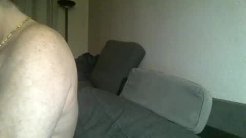 louis_chokdee online show from December 19, 5:08 pm