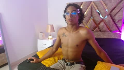 Louis Valdz online show from December 11, 10:38 pm