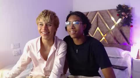 Louis Valdz online show from December 21, 8:43 pm