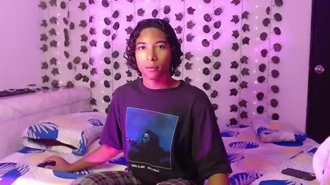 Louis Valdz online show from February 13, 7:42 pm