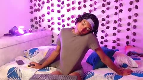 Louis Valdz online show from February 24, 9:31 pm