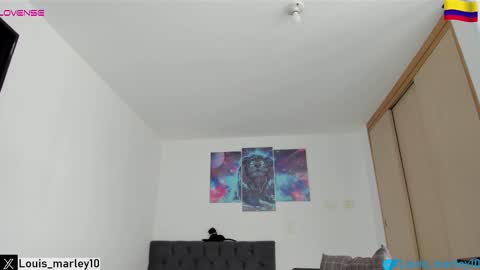 Snapshot of louis_marley_ chatting on October 2, 4:14 pm louis_marley_ online show from October 2, 4:14 pm