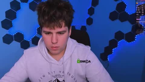 your dream  online show from January 8, 9:44 am