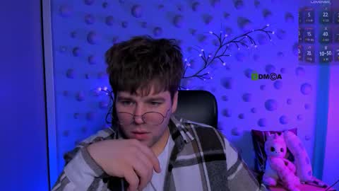 your dream  online show from January 11, 7:52 pm