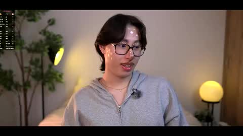 Louis online show from October 26, 12:49 am