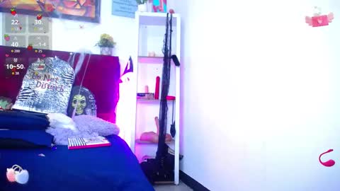  LouIse  online show from November 4, 4:50 pm