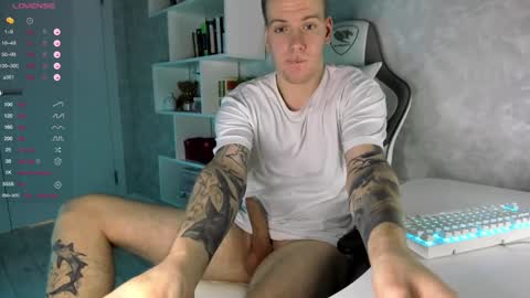 Louis  online show from January 30, 4:55 pm