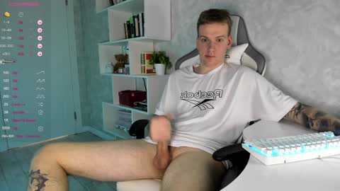 Louis  online show from February 8, 6:55 pm