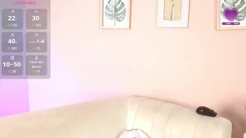 lourdes_moon22 online show from January 10, 12:40 pm