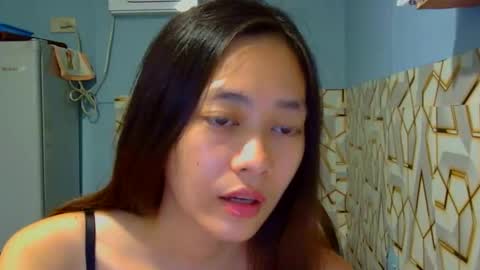 Snapshot of lourdesa24 chatting on May 7, 5:13 am lourdesa24 online show from May 7, 5:13 am