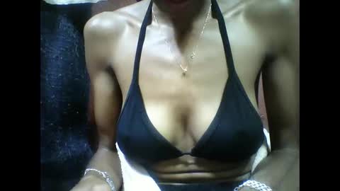 lovaelisa online show from December 17, 6:08 am