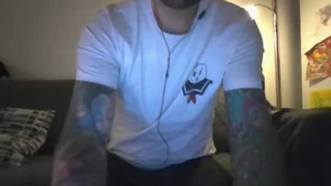 Snapshot of lovalova666 chatting on March 15, 12:16 am Guapito online show from March 15, 12:16 am