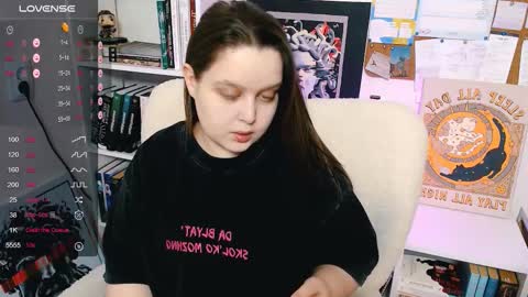 Snapshot of lovbess chatting on February 1, 12:26 pm Mia online show from February 1, 12:26 pm