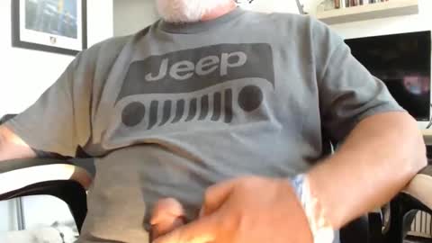 Snapshot of love2c2c2 chatting on April 16, 5:36 pm love2c2c2 online show from April 16, 5:36 pm