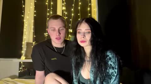 Mary and Tom online show from March 18, 4:32 pm