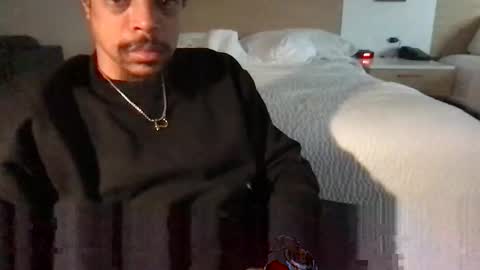 Snapshot of love4heelz chatting on November 2, 5:10 am Prynce online show from November 2, 5:10 am