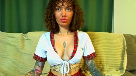 Cute face online show from November 26, 2:34 am