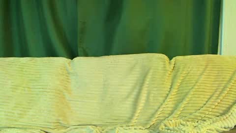 Cute face online show from February 4, 11:38 am