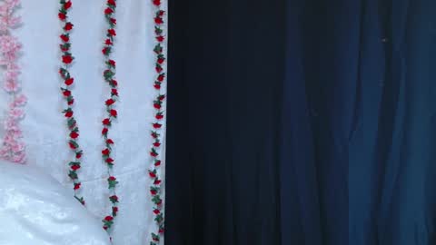 love bella  online show from December 12, 12:55 pm