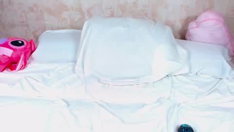 love bella  online show from February 21, 12:06 pm