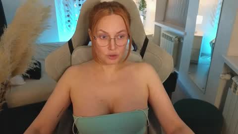 love_call online show from February 16, 11:27 am