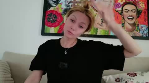 love_call online show from June 17, 10:17 am