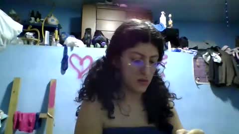 Snapshot of love_electra chatting on October 3, 2:41 am love_electra online show from October 3, 2:41 am