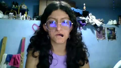 Snapshot of love_electra chatting on October 15, 2:11 am love_electra online show from October 15, 2:11 am
