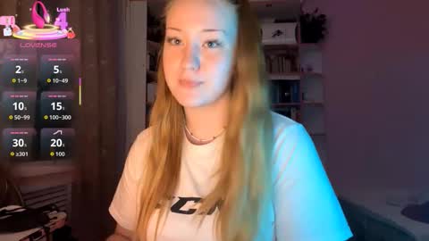 Snapshot of love_haven chatting on September 19, 4:51 pm Megan online show from September 19, 4:51 pm