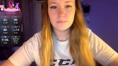 Snapshot of love_haven chatting on September 24, 6:22 pm Megan online show from September 24, 6:22 pm