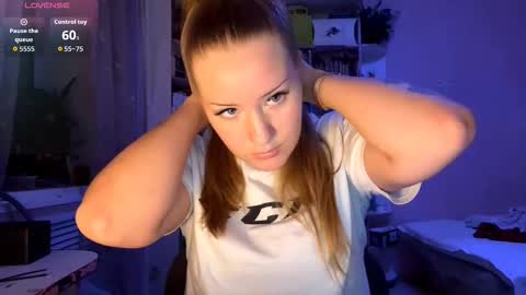 Snapshot of love_haven chatting on October 10, 3:55 pm Megan online show from October 10, 3:55 pm