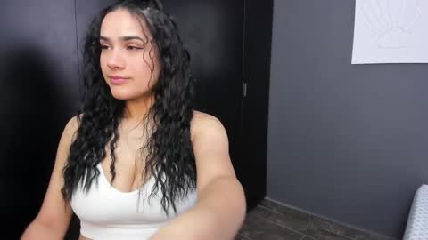 Kristen LoveBerry online show from January 8, 6:10 pm