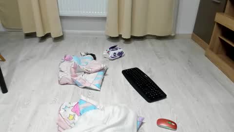 Andreea online show from November 16, 8:31 am