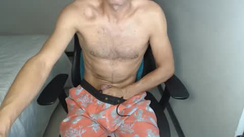 Snapshot of love_room_0206 chatting on November 13, 5:39 am Andys and mary online show from November 13, 5:39 am