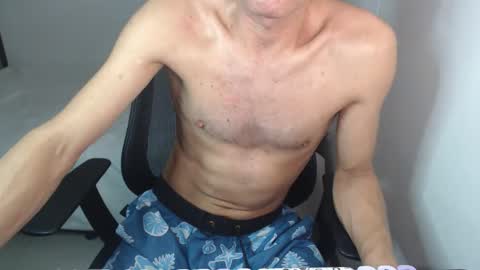 Snapshot of love_room_0206 chatting on March 1, 4:36 am Andys and mary online show from March 1, 4:36 am