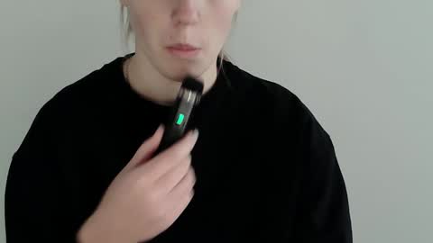 Vivian online show from November 20, 11:54 am