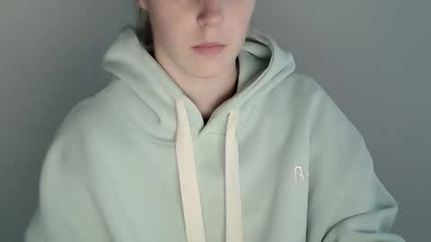 Vivian online show from November 26, 1:45 pm