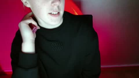 Vivian online show from January 9, 7:11 am