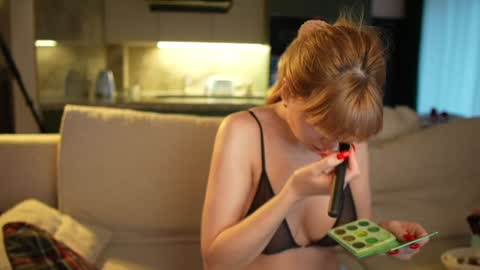 love you to123 online show from November 12, 5:52 am