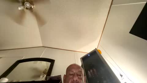 loveazz4me online show from April 27, 11:19 am