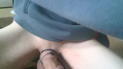 lovechicks000 online show from April 12, 12:43 pm