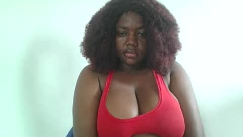 Snapshot of lovecumsluttie chatting on September 22, 11:01 am mila online show from September 22, 11:01 am