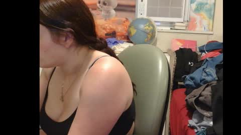 Ashley and Leon online show from March 12, 7:03 am