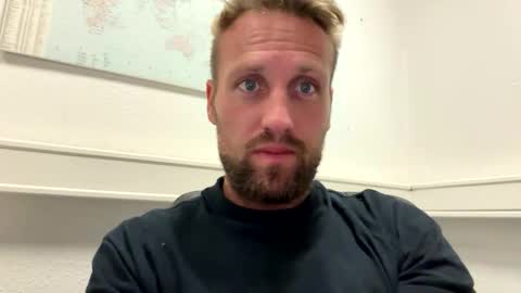 Snapshot of lovefuesse chatting on September 16, 7:42 am lovefuesse online show from September 16, 7:42 am