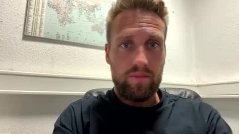 Snapshot of lovefuesse chatting on September 19, 7:43 am lovefuesse online show from September 19, 7:43 am