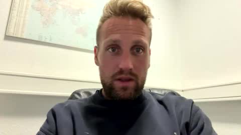 Snapshot of lovefuesse chatting on October 9, 11:30 am lovefuesse online show from October 9, 11:30 am