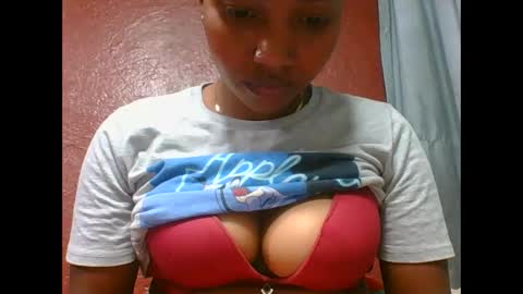 loveinlife750427 online show from September 16, 7:31 am