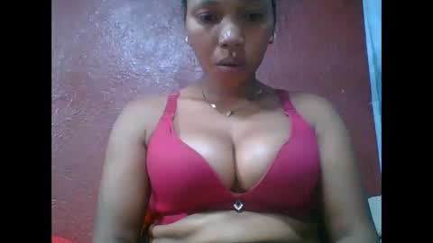 loveinlife750427 online show from January 10, 8:16 am