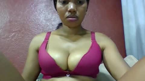 loveinlife750427 online show from February 17, 6:54 am